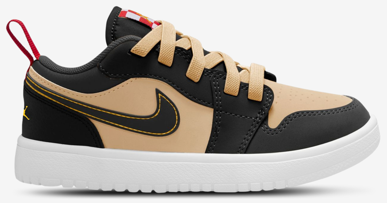 Jordan Retro 1 Low ALT SE Uni Image 1 of 4. Tap to open photo gallery.