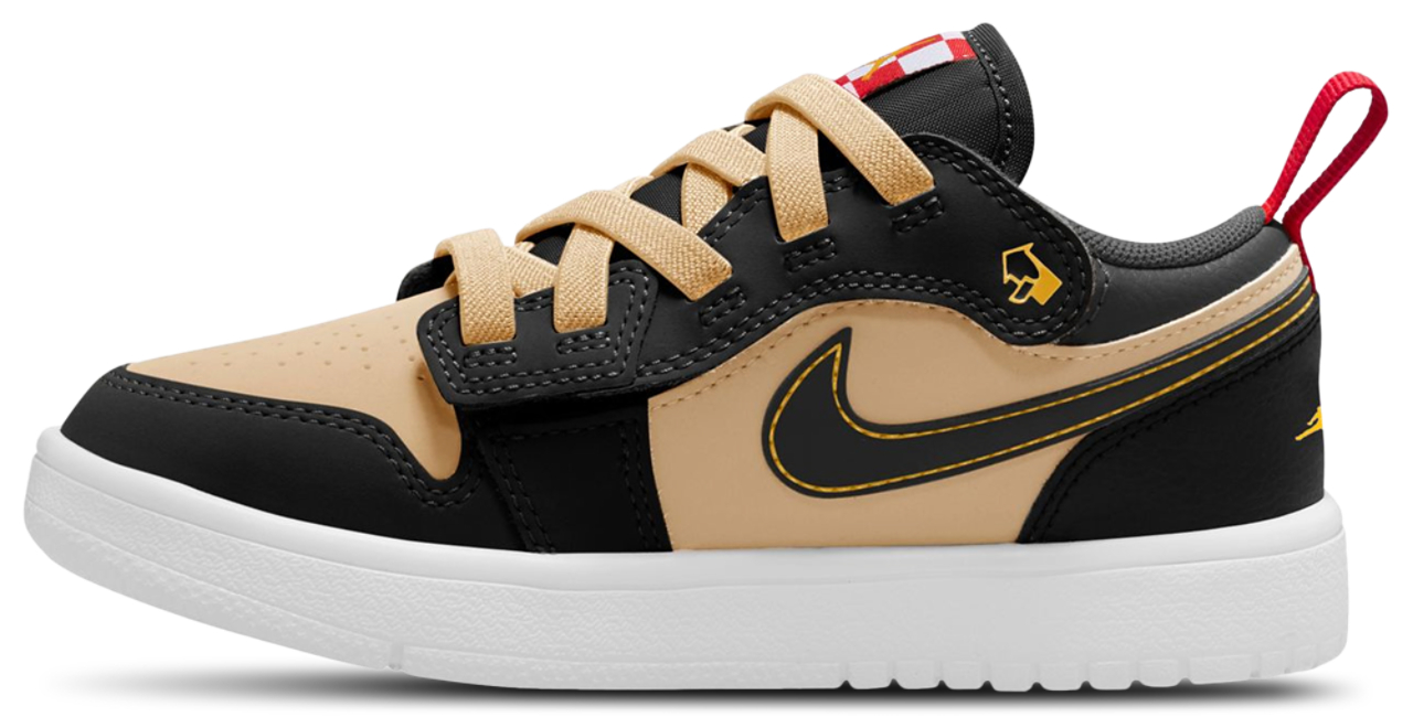Jordan Retro 1 Low ALT SE Uni Image 2 of 4. Tap to open photo gallery.