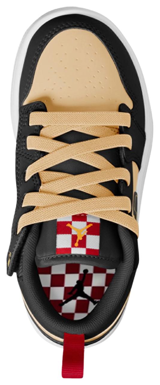 Jordan Retro 1 Low ALT SE Uni Image 3 of 4. Tap to open photo gallery.