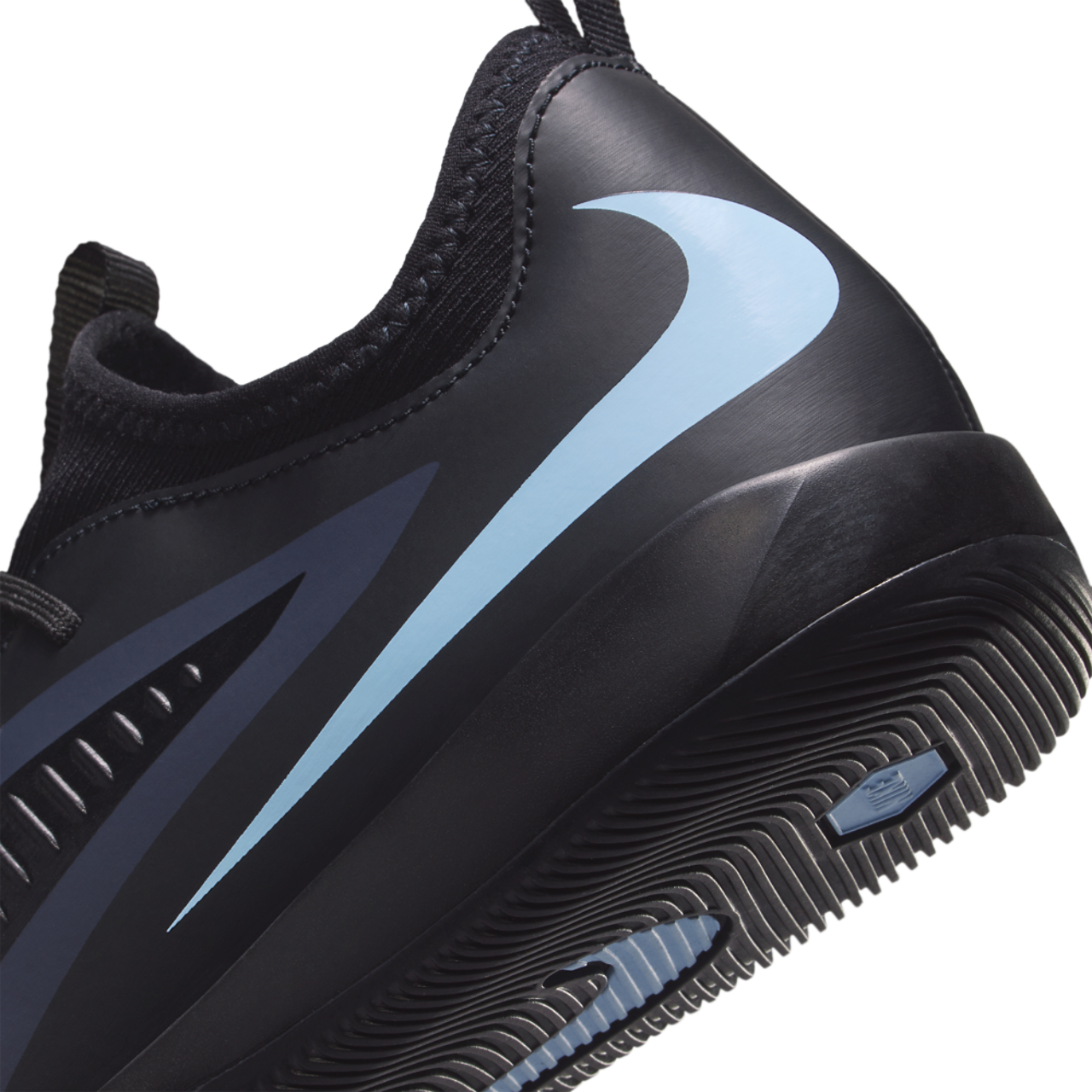 Nike JR Phantom 6 Low Acad TF Image 8 of 8. Tap to open photo gallery.