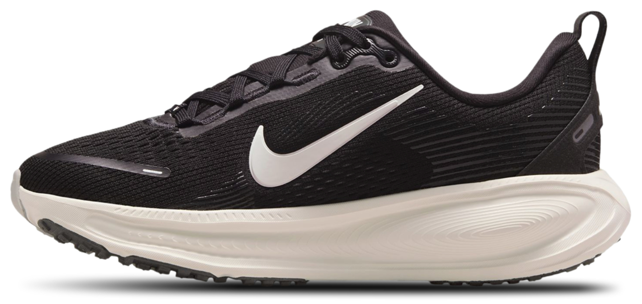Nike Vomero 18 Image 2 of 5. Tap to open photo gallery.