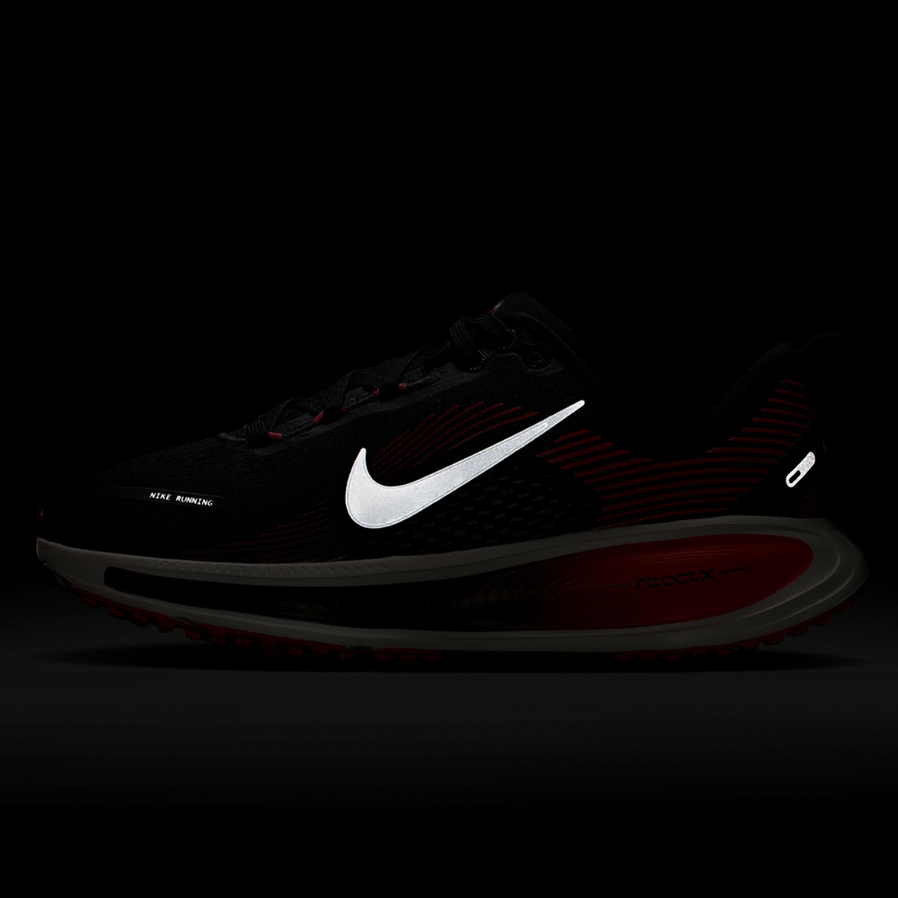 Nike Vomero 18 Image 6 of 6. Tap to open photo gallery.