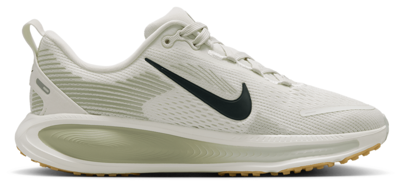 Nike Vomero 18 Image 1 of 5. Tap to open photo gallery.