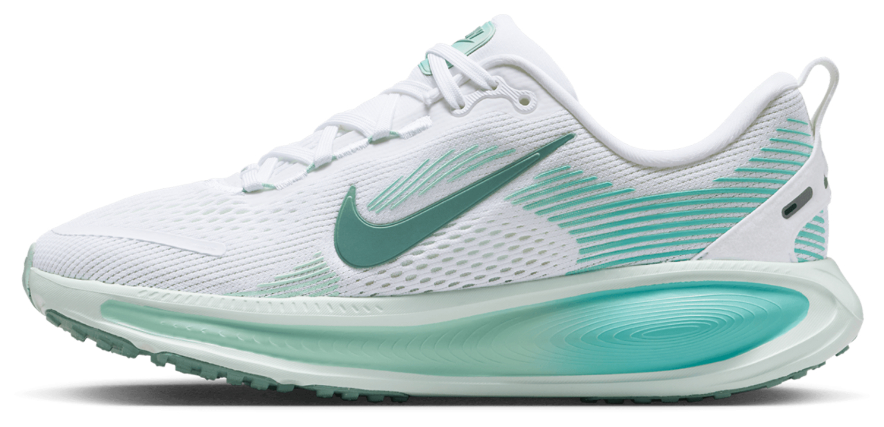 Nike Vomero 18 Image 2 of 8. Tap to open photo gallery.