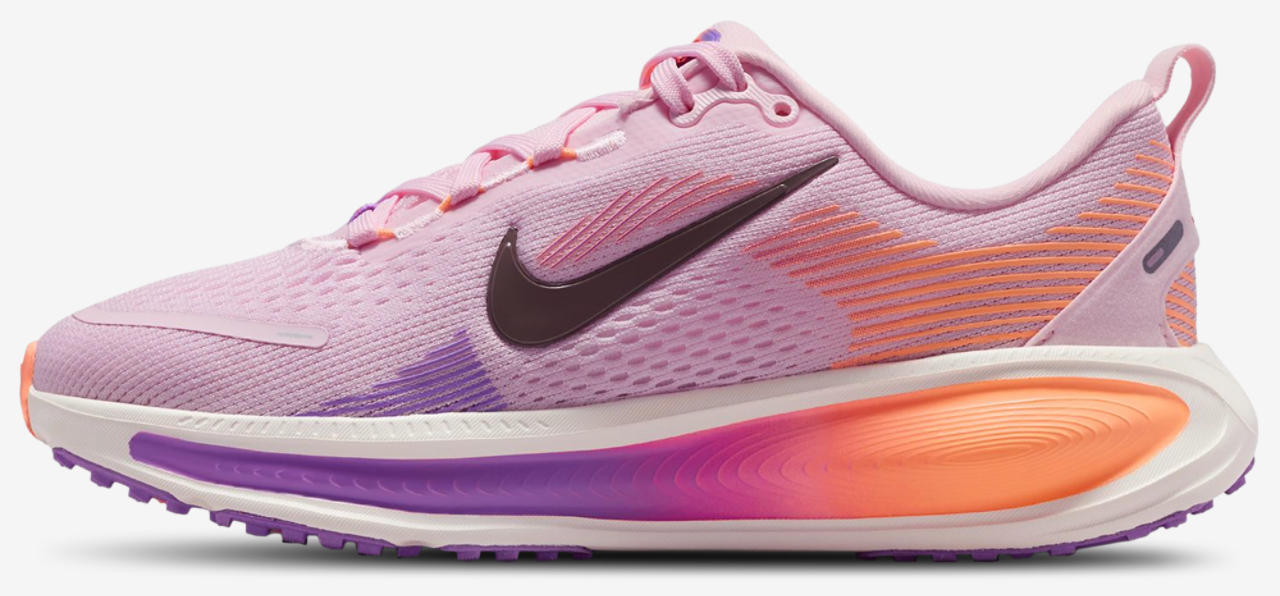Nike Vomero 18 Image 2 of 5. Tap to open photo gallery.
