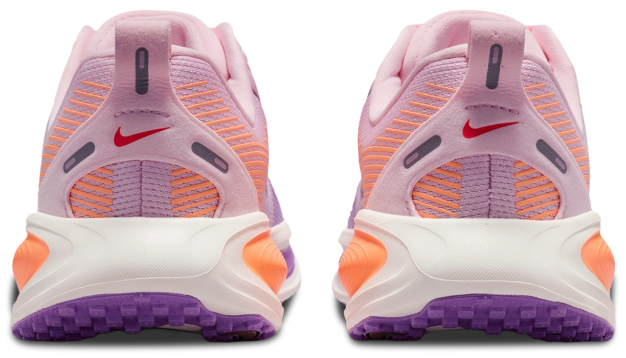 Nike Vomero 18 Image 3 of 5. Tap to open photo gallery.