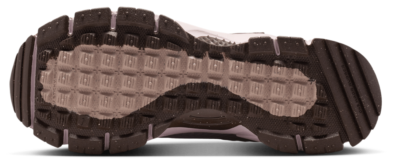 Nike Vomero Roam Image 5 of 5. Tap to open photo gallery.