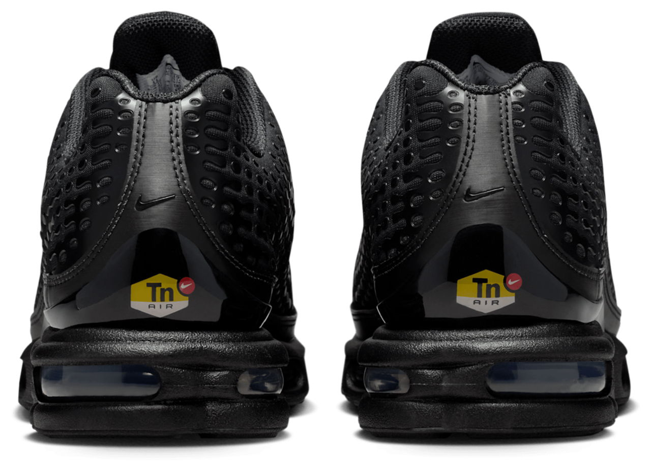Nike Air Max Plus VII Image 3 of 5. Tap to open photo gallery.
