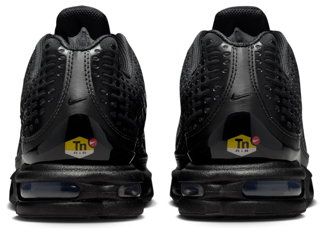 Nike Air Max Plus VII Image 3 of 5. Tap to open photo gallery.