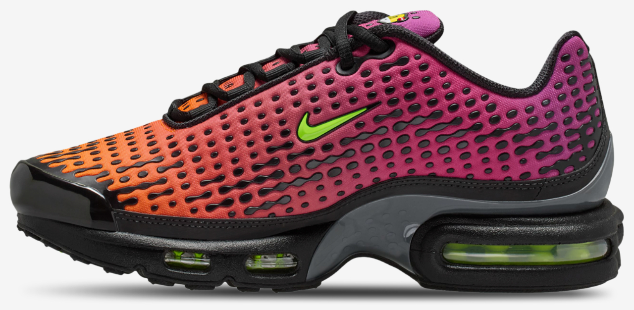 Nike Air Max Plus VII Image 2 of 4. Tap to open photo gallery.