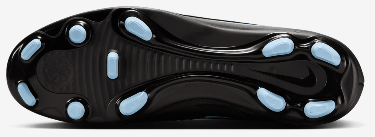Nike Phantom 6 High Club FG/MG Image 5 of 5. Tap to open photo gallery.
