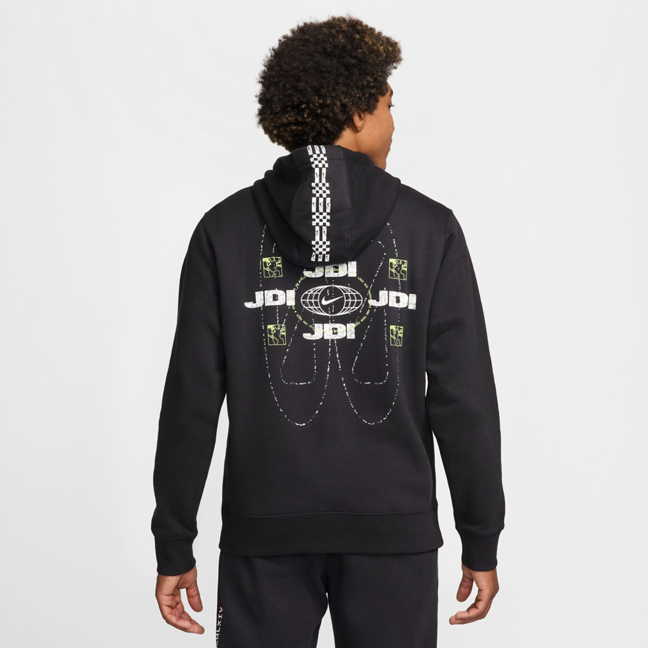 Nike NSW Club Pullover BB Hoodie Uni Image 2 of 3. Tap to open photo gallery.