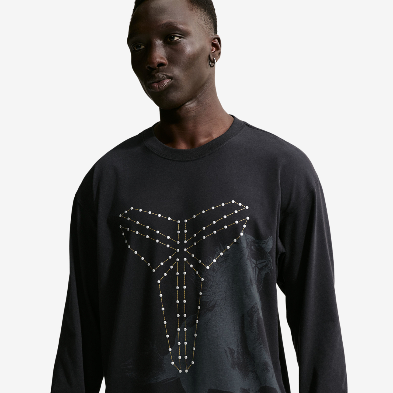 Nike Kobe Dri-FIT M90 Long Sleeve T-Shirt Image 1 of 3. Tap to open photo gallery.