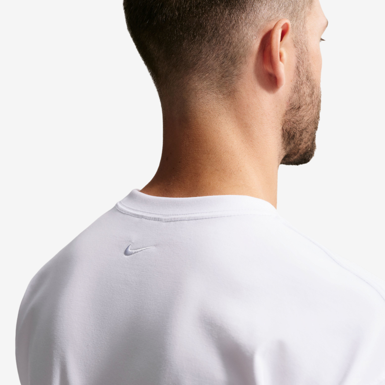 Nike Kobe Dri-FIT T-Shirt M90 Short Sleeve Image 2 of 4. Tap to open photo gallery.