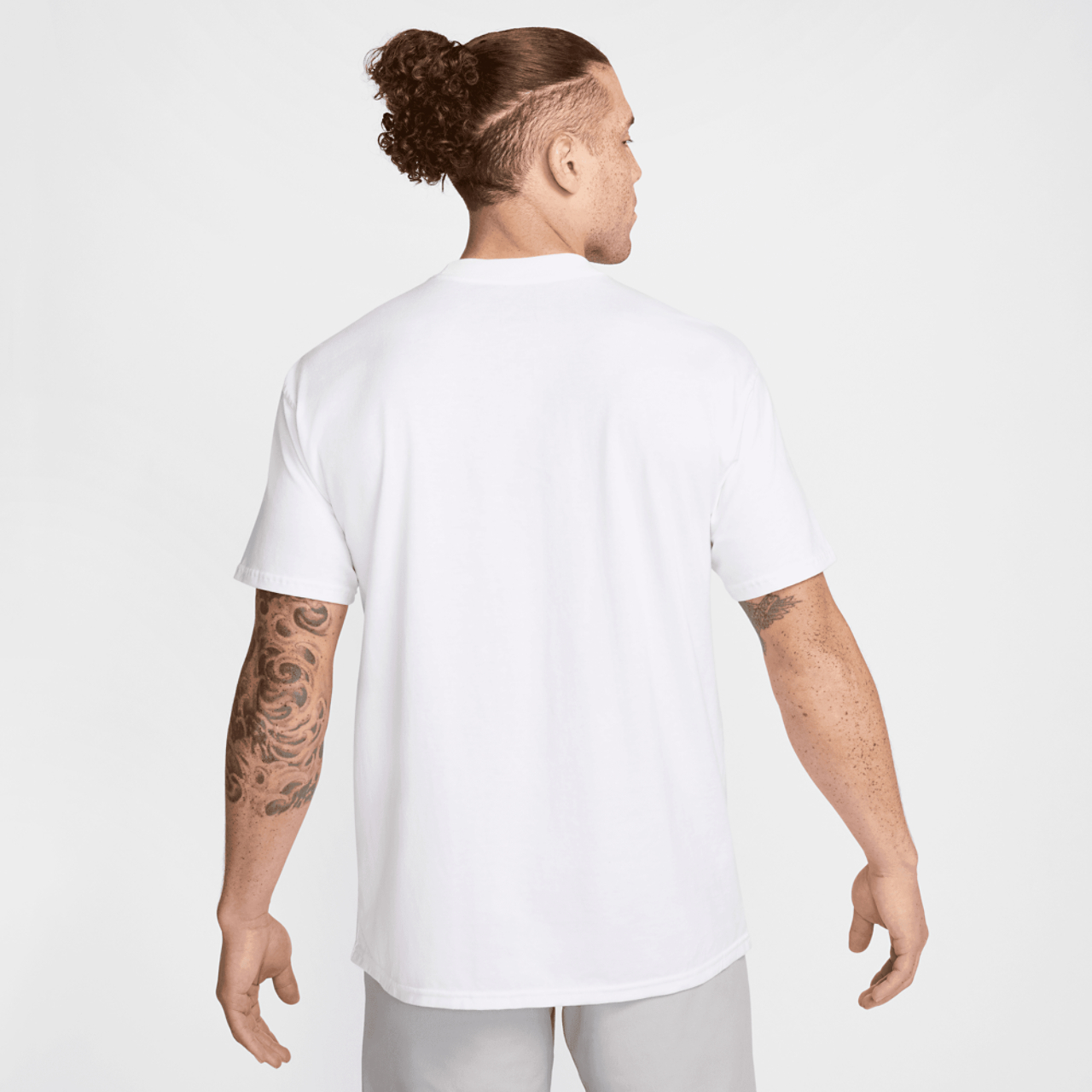 Nike NSW Max 90 Gel Cham Short Sleeve T-Shirt Image 2 of 3. Tap to open photo gallery.