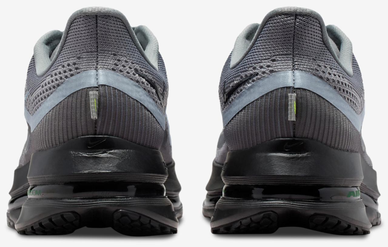 Nike Pegasus Premium Image 3 of 6. Tap to open photo gallery.