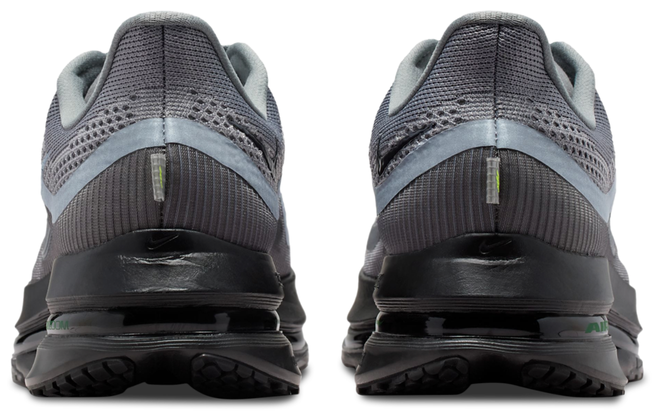 Nike Pegasus Premium Image 3 of 6. Tap to open photo gallery.
