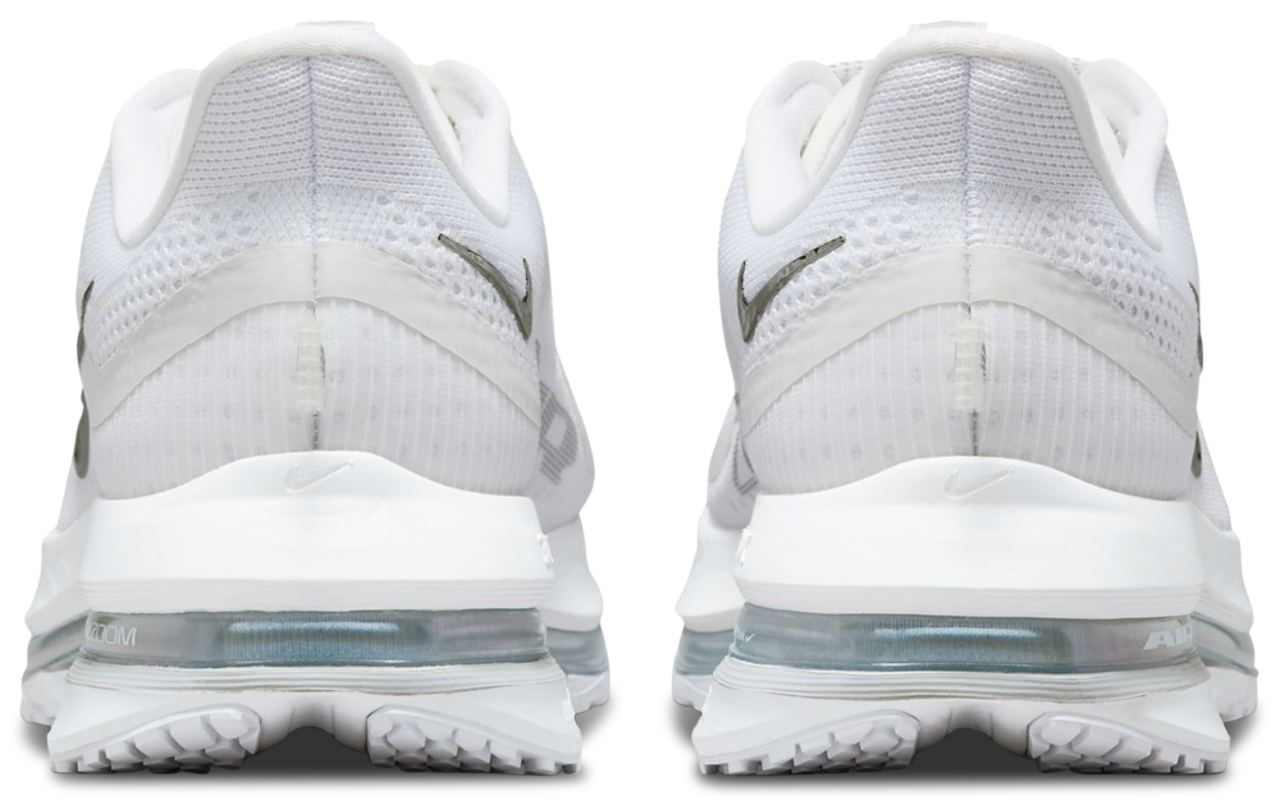 Nike Pegasus Premium Image 3 of 5. Tap to open photo gallery.