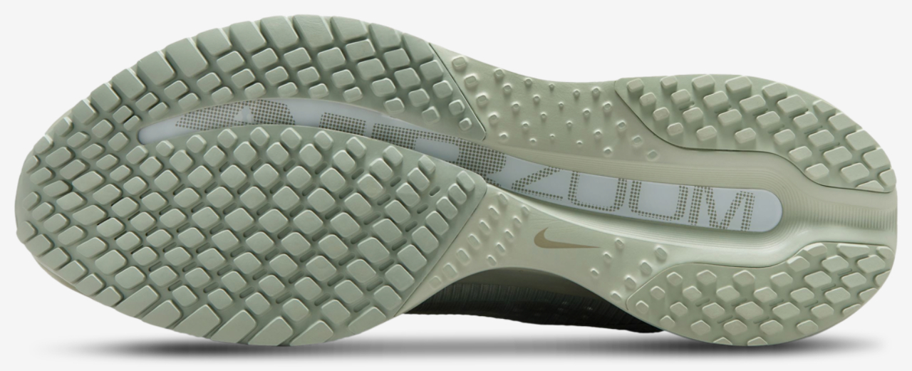 Nike Pegasus Premium Image 5 of 6. Tap to open photo gallery.