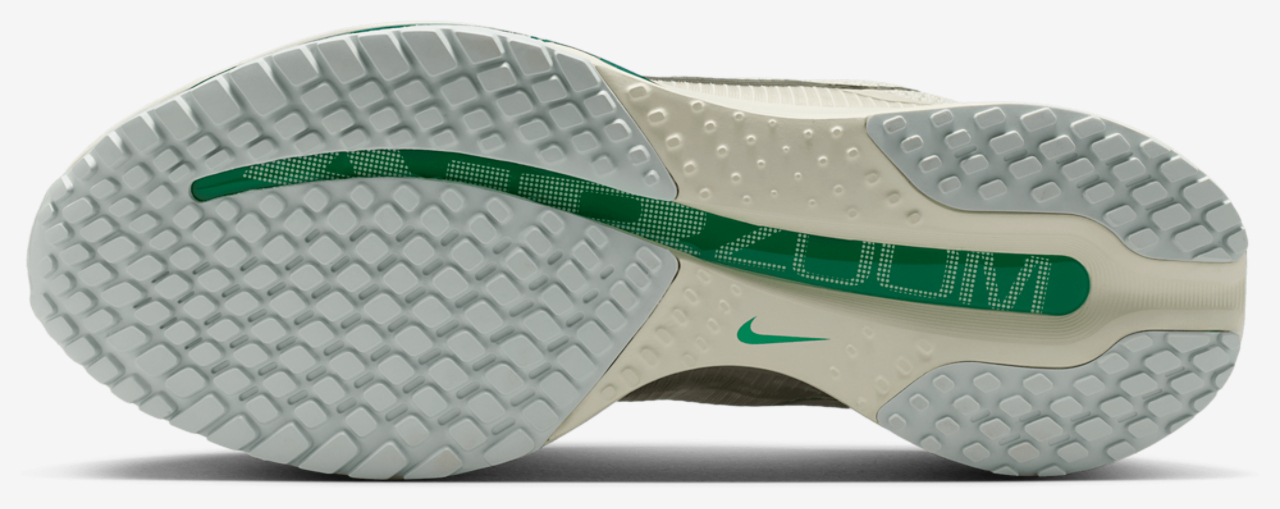 Nike Pegasus Premium Image 5 of 8. Tap to open photo gallery.