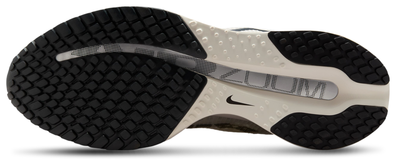 Nike Pegasus Premium Image 5 of 6. Tap to open photo gallery.