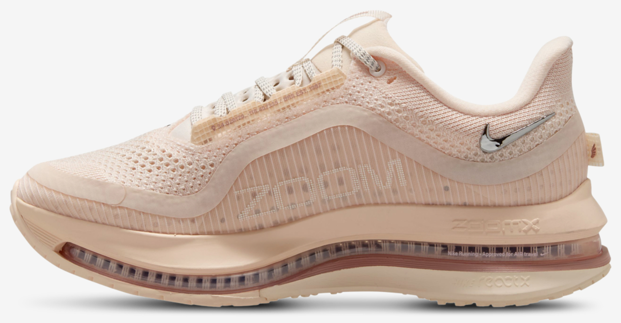 Nike Pegasus Premium Image 2 of 4. Tap to open photo gallery.