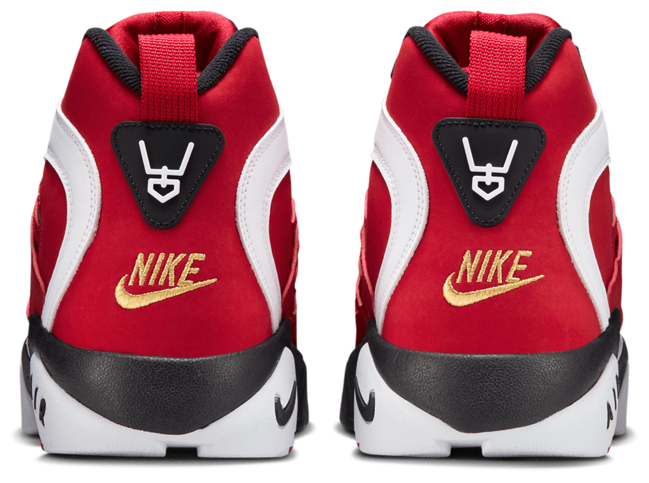 Nike Air Diamond Turf II Image 3 of 9. Tap to open photo gallery.