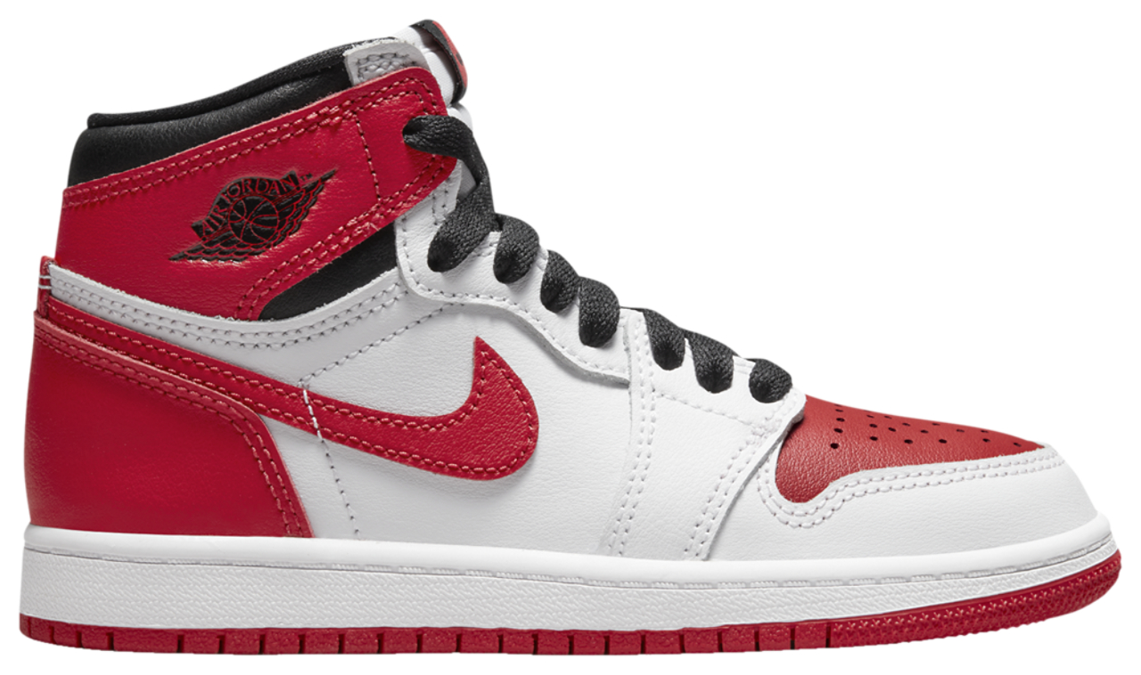 Jordan Retro 1 High OG Image 1 of 5. Tap to open photo gallery.