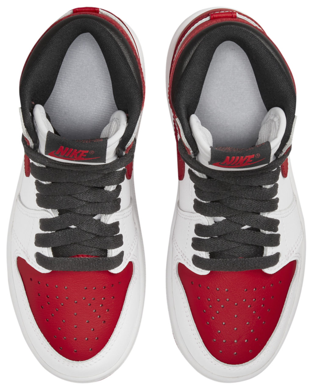 Jordan Retro 1 High OG Image 4 of 5. Tap to open photo gallery.