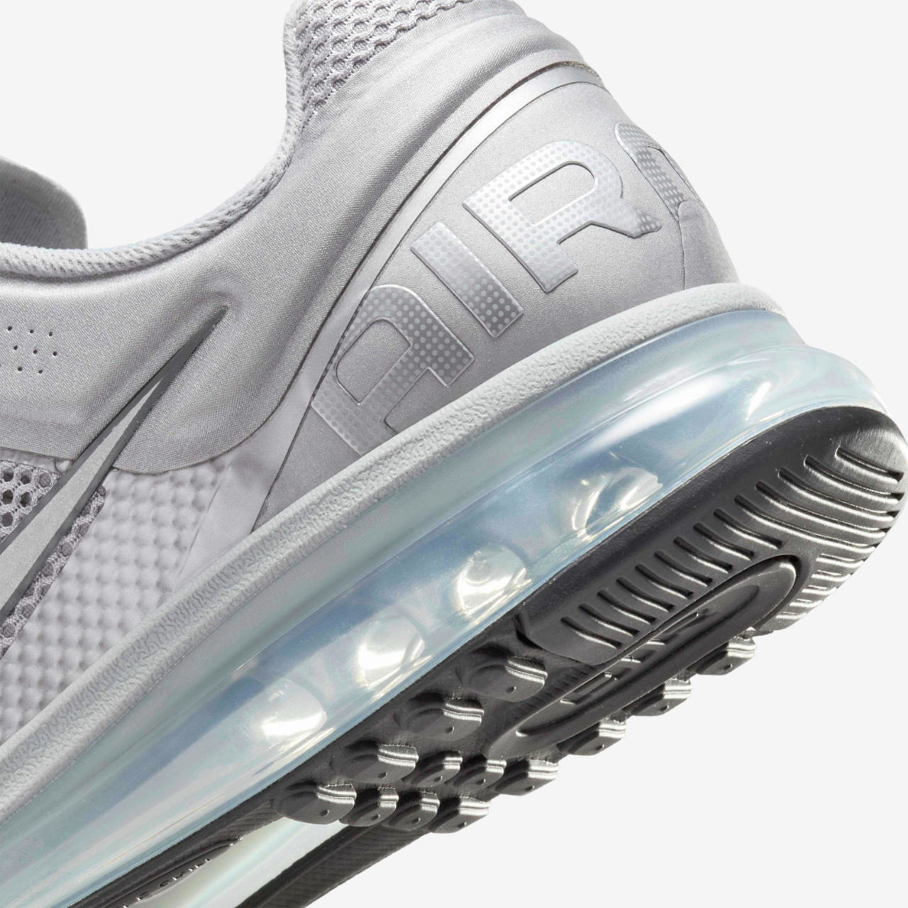 Nike Air Max 2013 Image 8 of 8. Tap to open photo gallery.