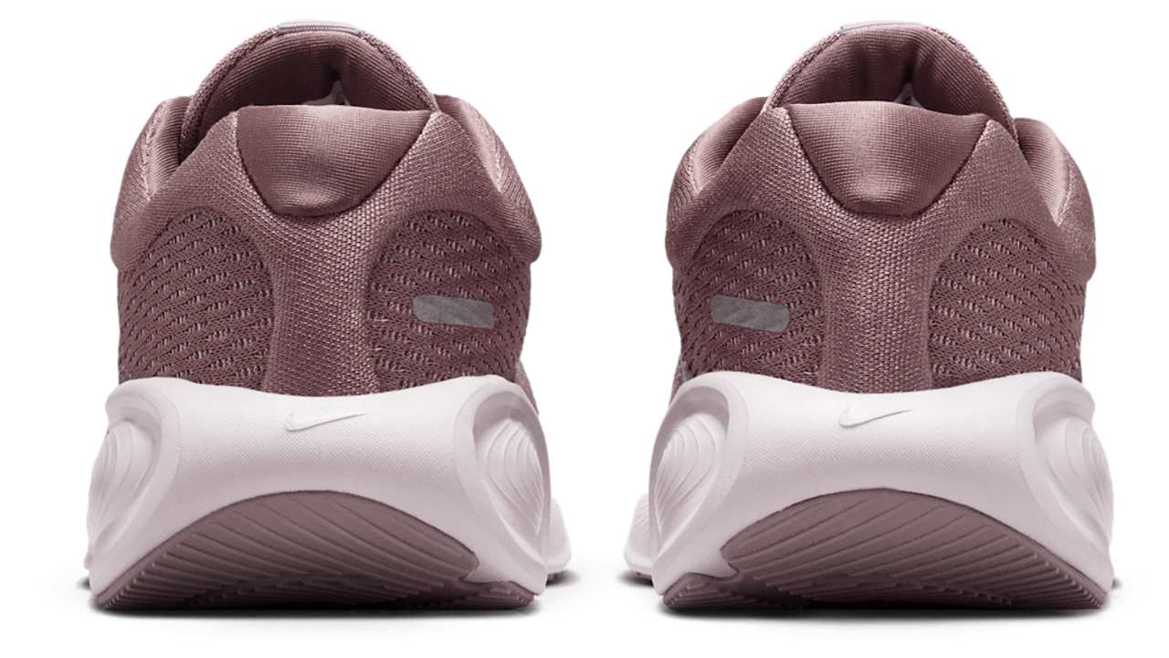 Nike Stellar Ride Image 3 of 5. Tap to open photo gallery.