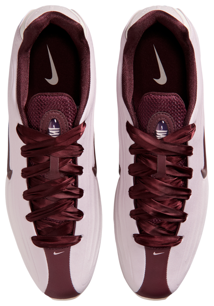 Nike Shox Z SE Image 4 of 8. Tap to open photo gallery.