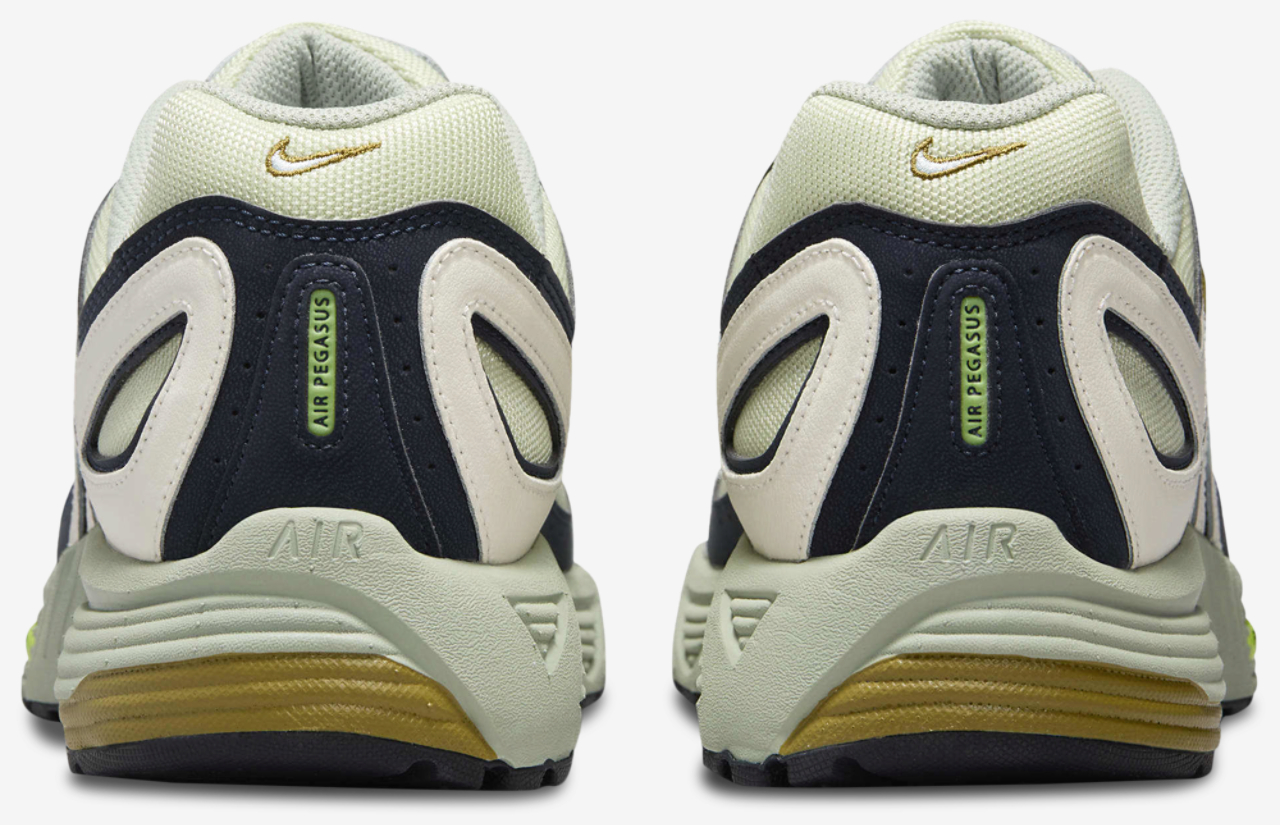 Nike Air Pegasus 2005 Image 3 of 5. Tap to open photo gallery.