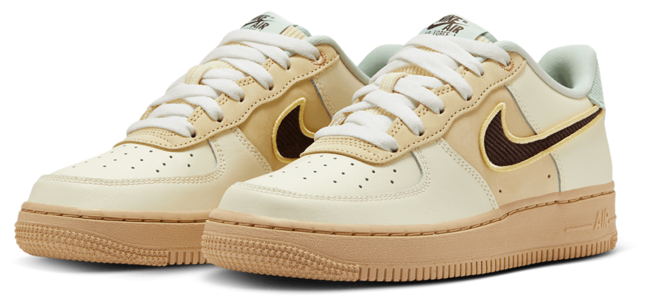 Nike Air Force 1 Low Image 6 of 8. Tap to open photo gallery.
