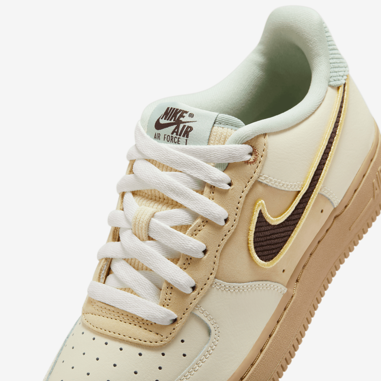 Nike Air Force 1 Low Image 7 of 8. Tap to open photo gallery.