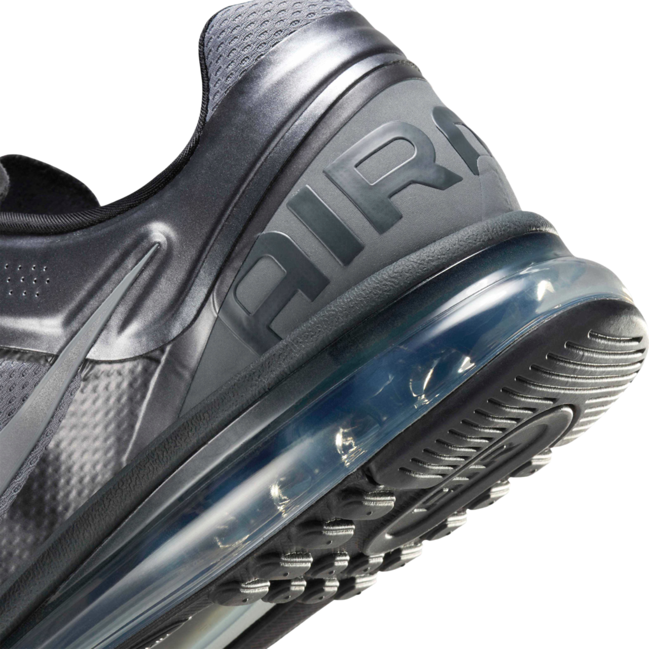Nike Air Max 2013 Image 8 of 8. Tap to open photo gallery.