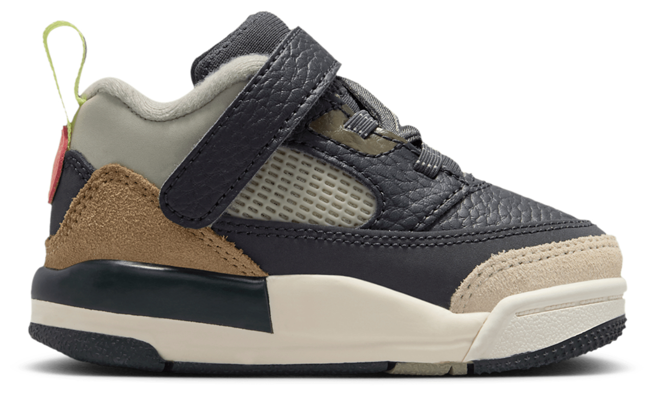 Jordan Spizike Low Image 1 of 6. Tap to open photo gallery.