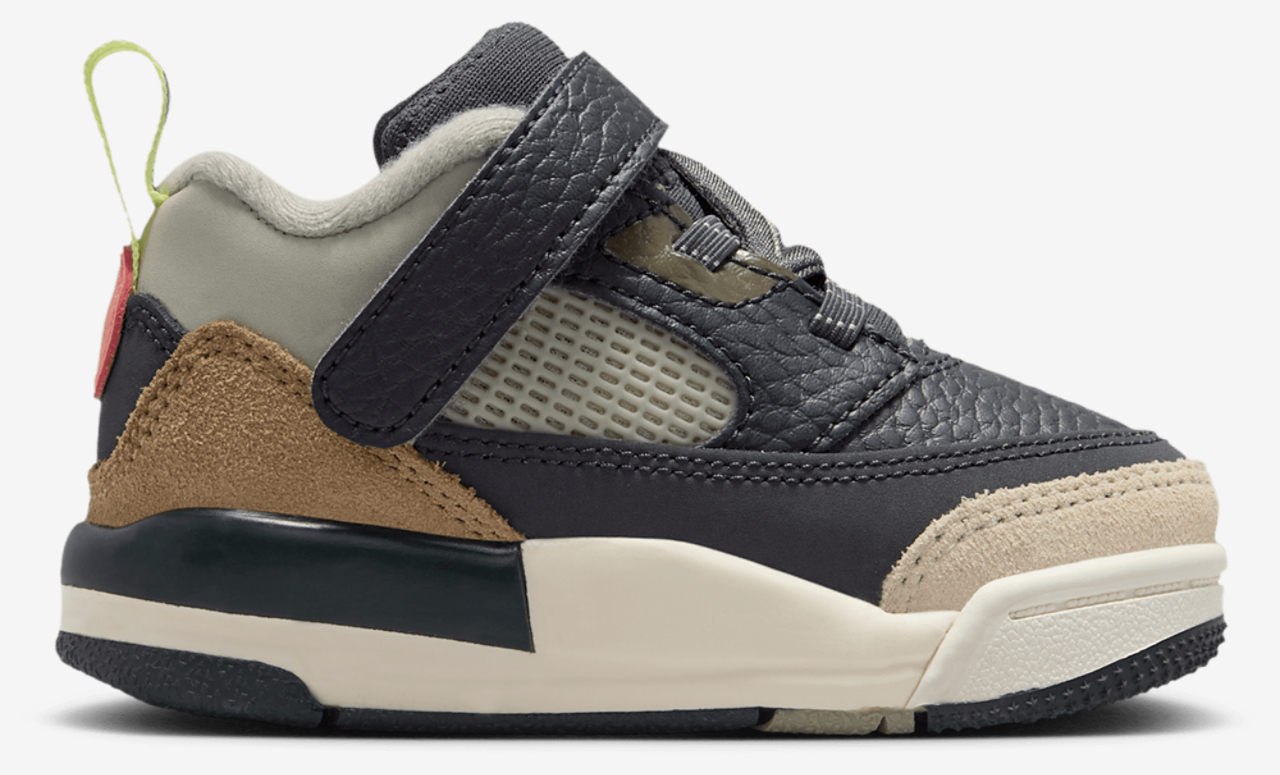 Jordan Spizike Low Image 1 of 6. Tap to open photo gallery.