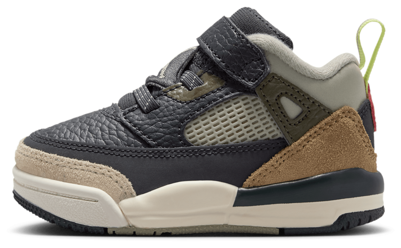 Jordan Spizike Low Image 2 of 6. Tap to open photo gallery.