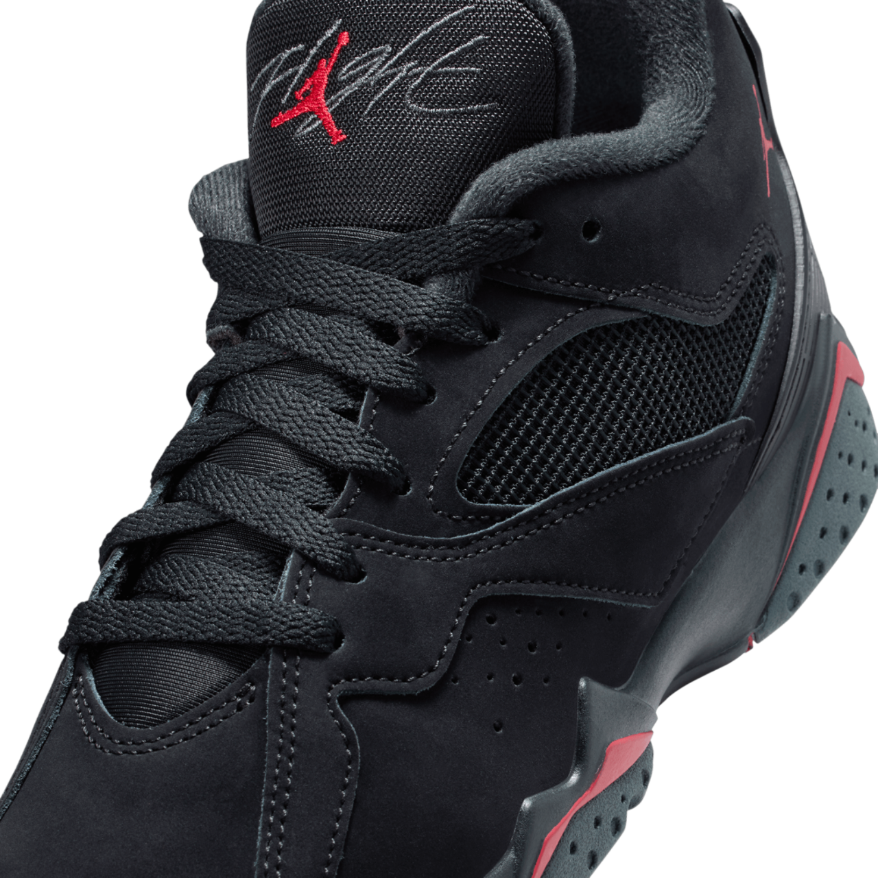 Jordan MVP 92 Image 7 of 8. Tap to open photo gallery.