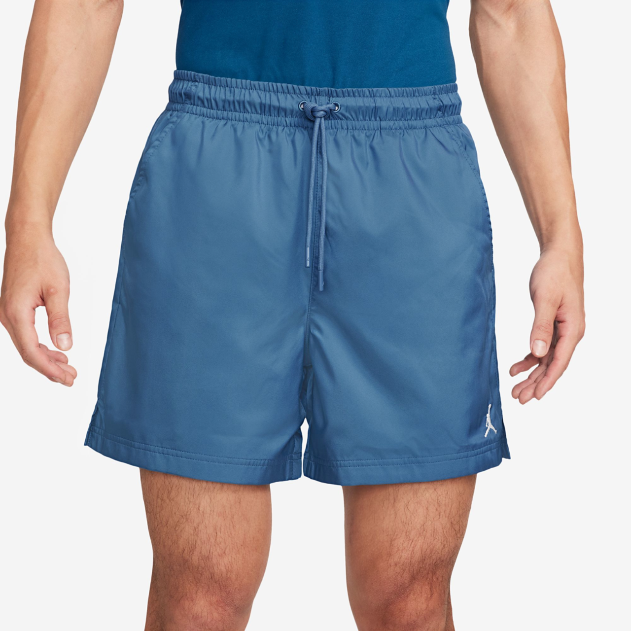 Jordan Essential Poolside LBR 5" Shorts Image 2 of 3. Tap to open photo gallery.