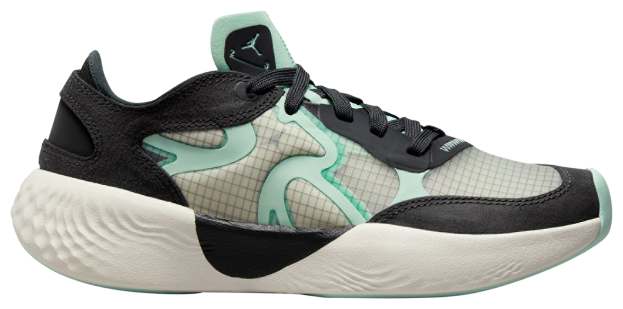 Jordan Delta 3 Low Image 1 of 5. Tap to open photo gallery.