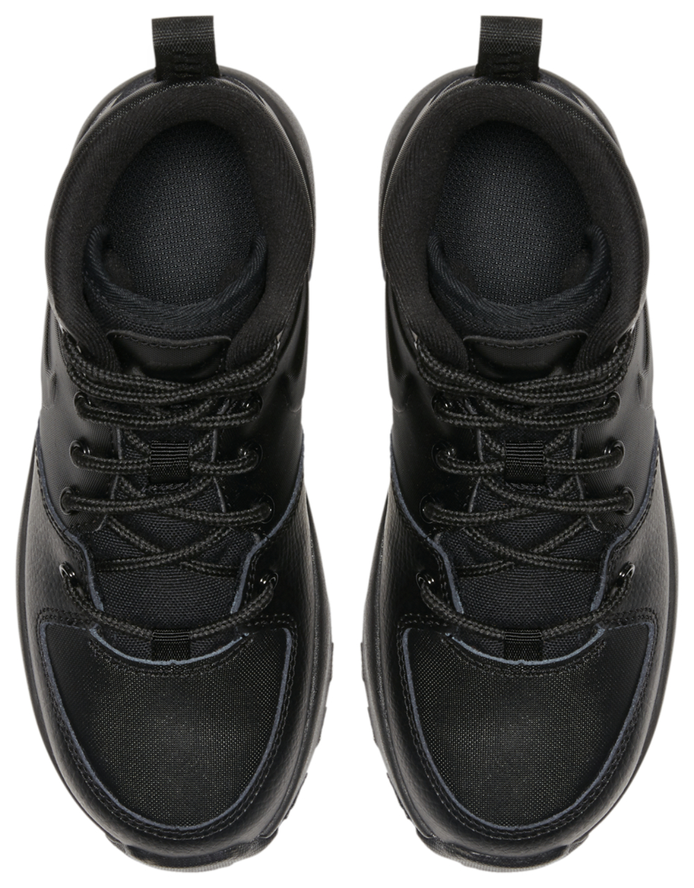 Nike Manoa Image 3 of 4. Tap to open photo gallery.