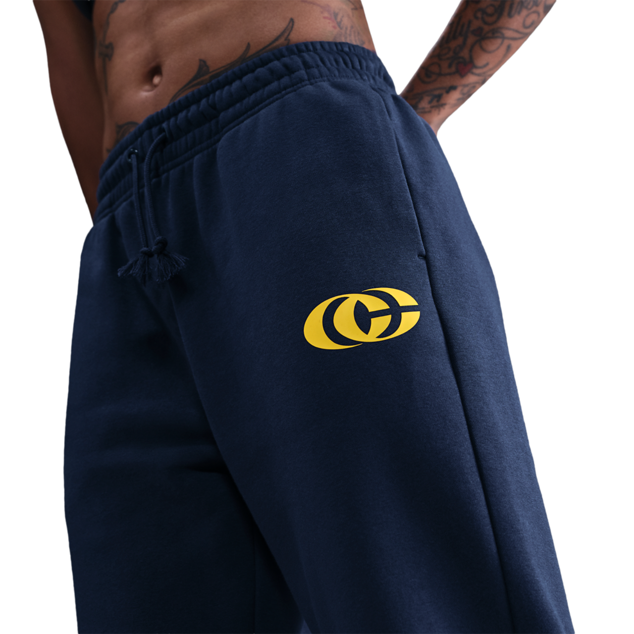 Nike CC Essentials Fleece Pant Image 3 of 4. Tap to open photo gallery.