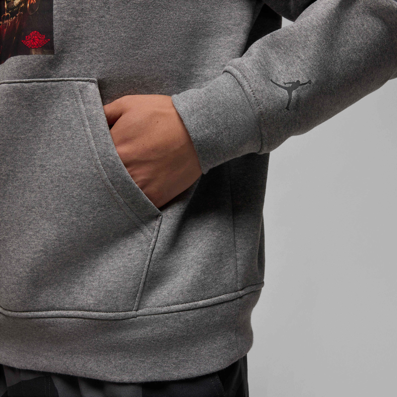 Jordan Jumpman Chimney Fleece Pullover Image 3 of 4. Tap to open photo gallery.