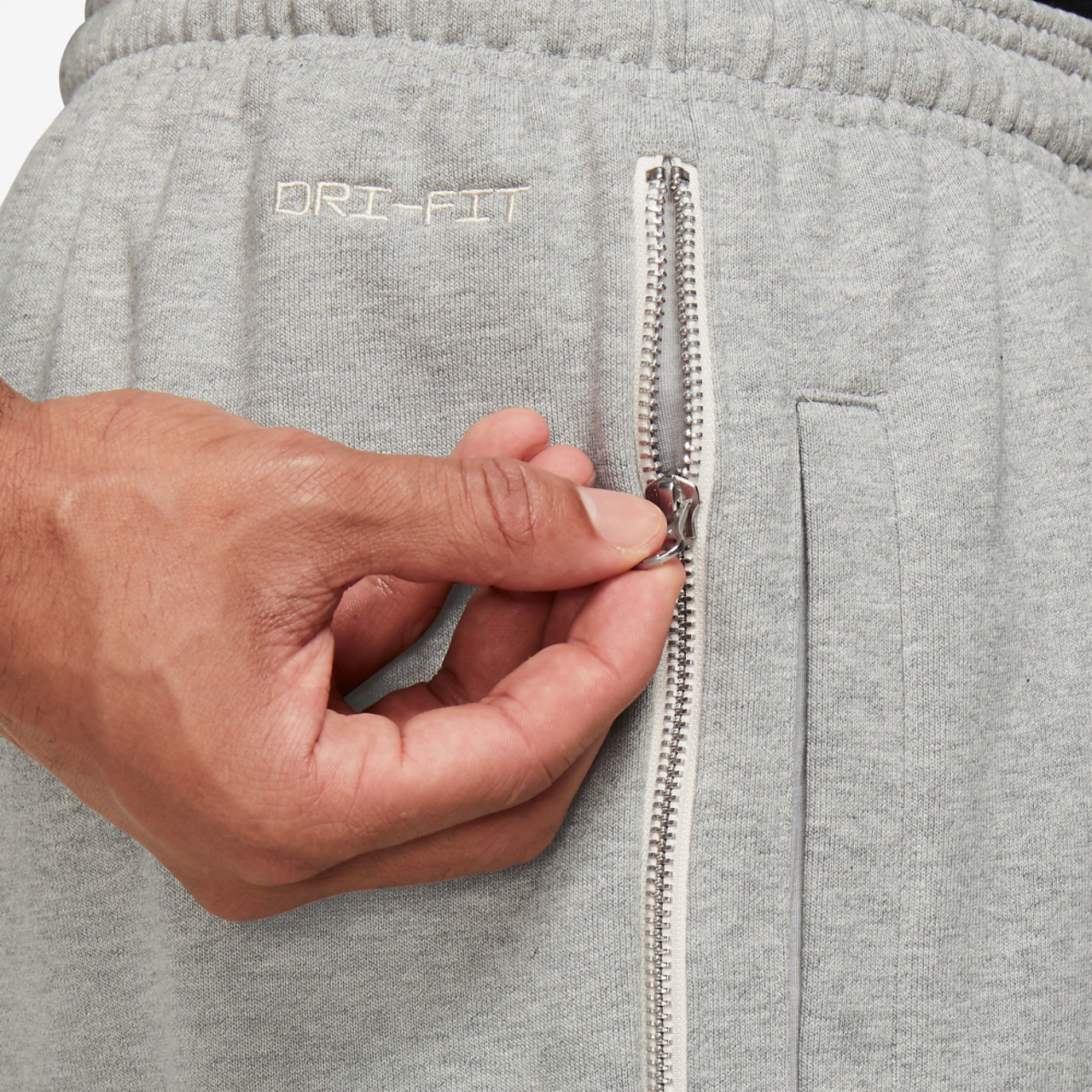 Nike Dri-FIT SI Fleece 8" Shorts Image 4 of 4. Tap to open photo gallery.