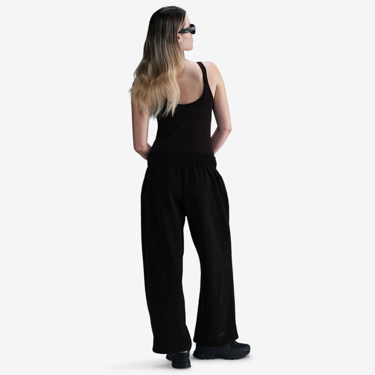 Nike Street OH Fleece Pants Image 2 of 4. Tap to open photo gallery.
