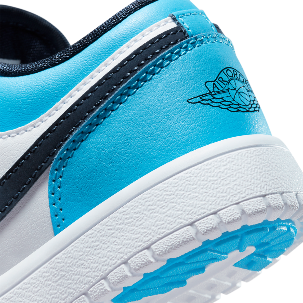 Jordan AJ 1 Low Image 7 of 8. Tap to open photo gallery.