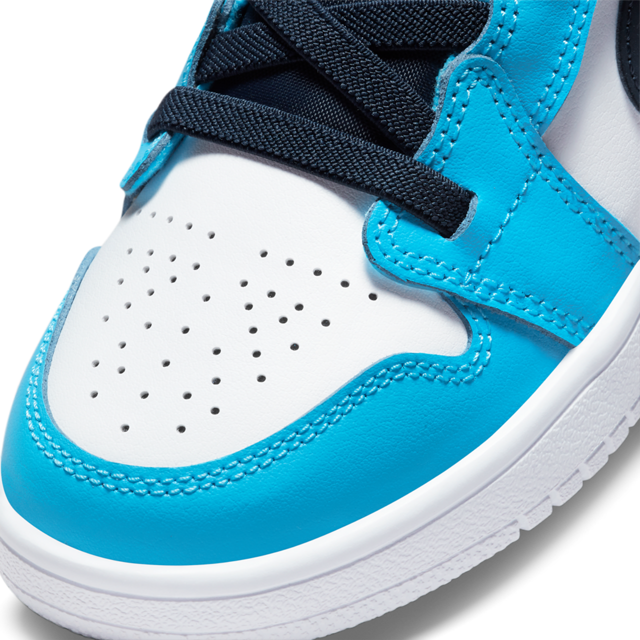 Jordan AJ 1 Low Image 8 of 8. Tap to open photo gallery.