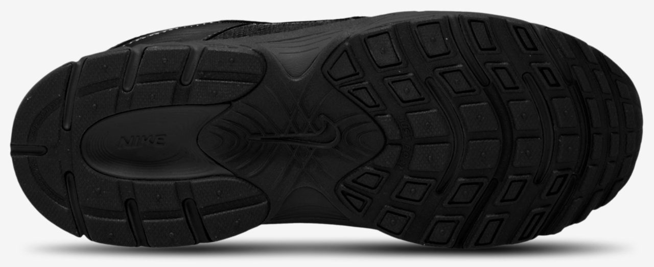 Nike V5 RNR Image 4 of 4. Tap to open photo gallery.